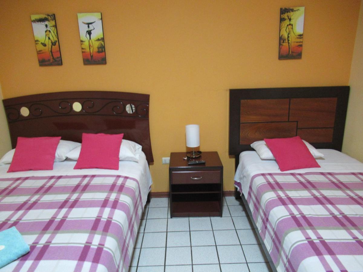 Kurmi Hostel Lima Airport Eksteriør billede
