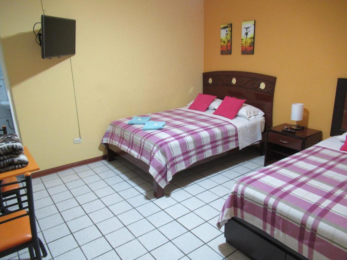Kurmi Hostel Lima Airport Eksteriør billede