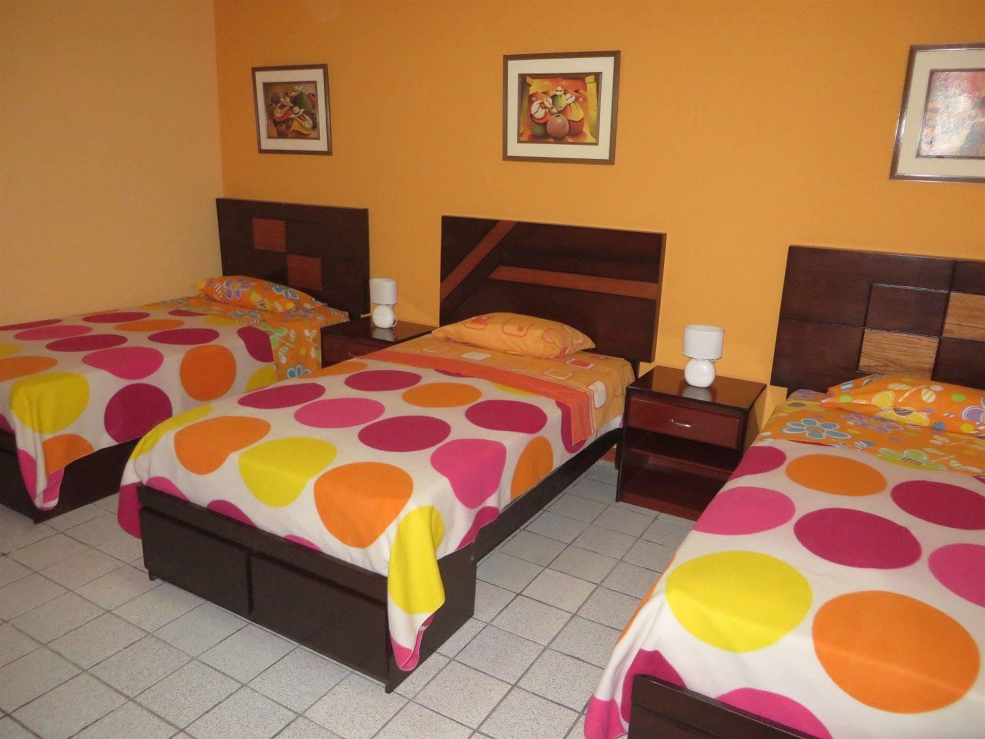 Kurmi Hostel Lima Airport Eksteriør billede