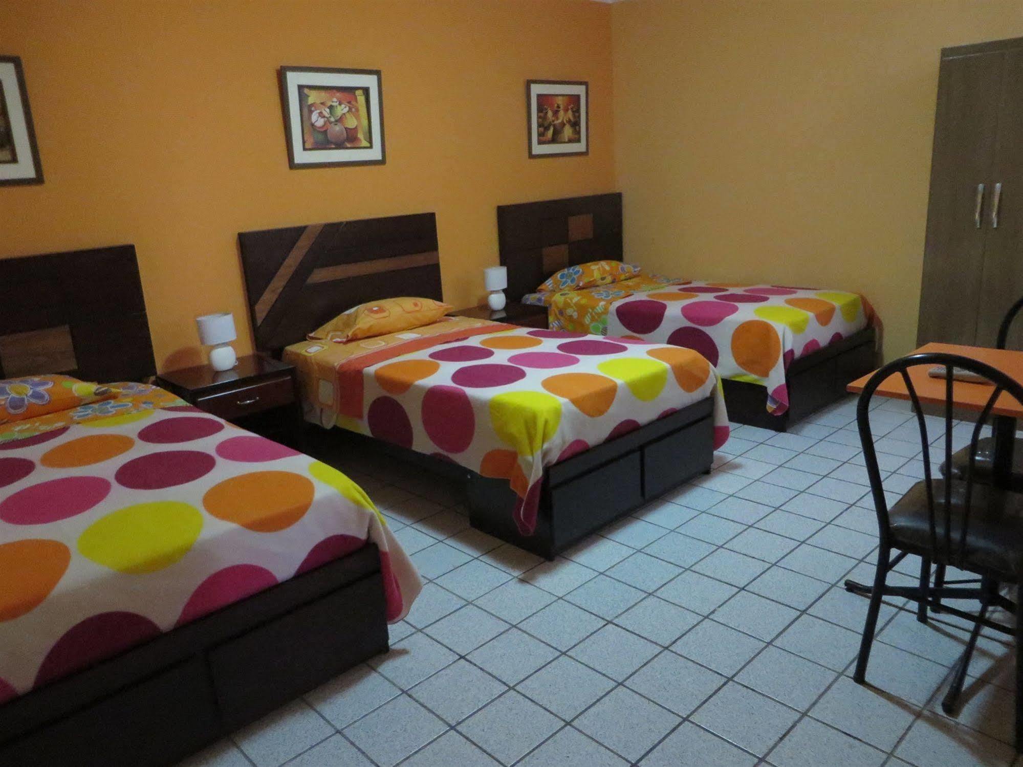 Kurmi Hostel Lima Airport Eksteriør billede